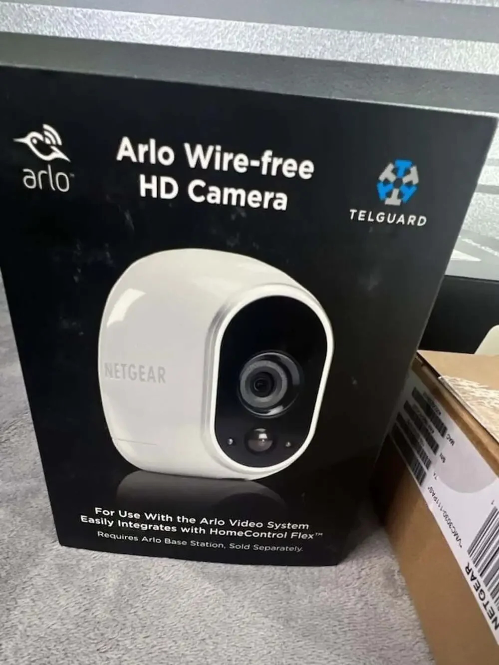 Netgear Arlo Wire-Free HD Camera and Base Station System. NOT TESTED.